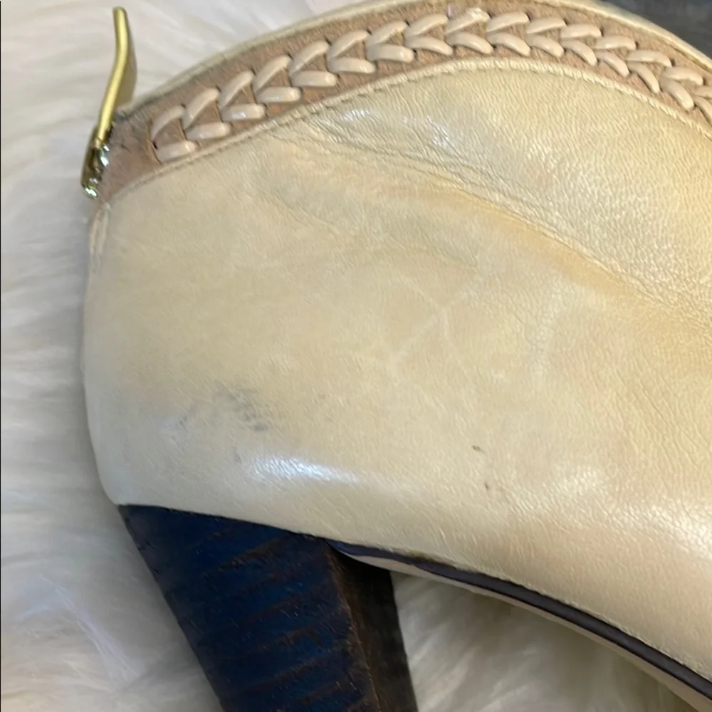 #0174-C Vince Camuto Smooth Leather Cream Open Toe High-Heeled Booties-6.5 - Picture 12 of 12